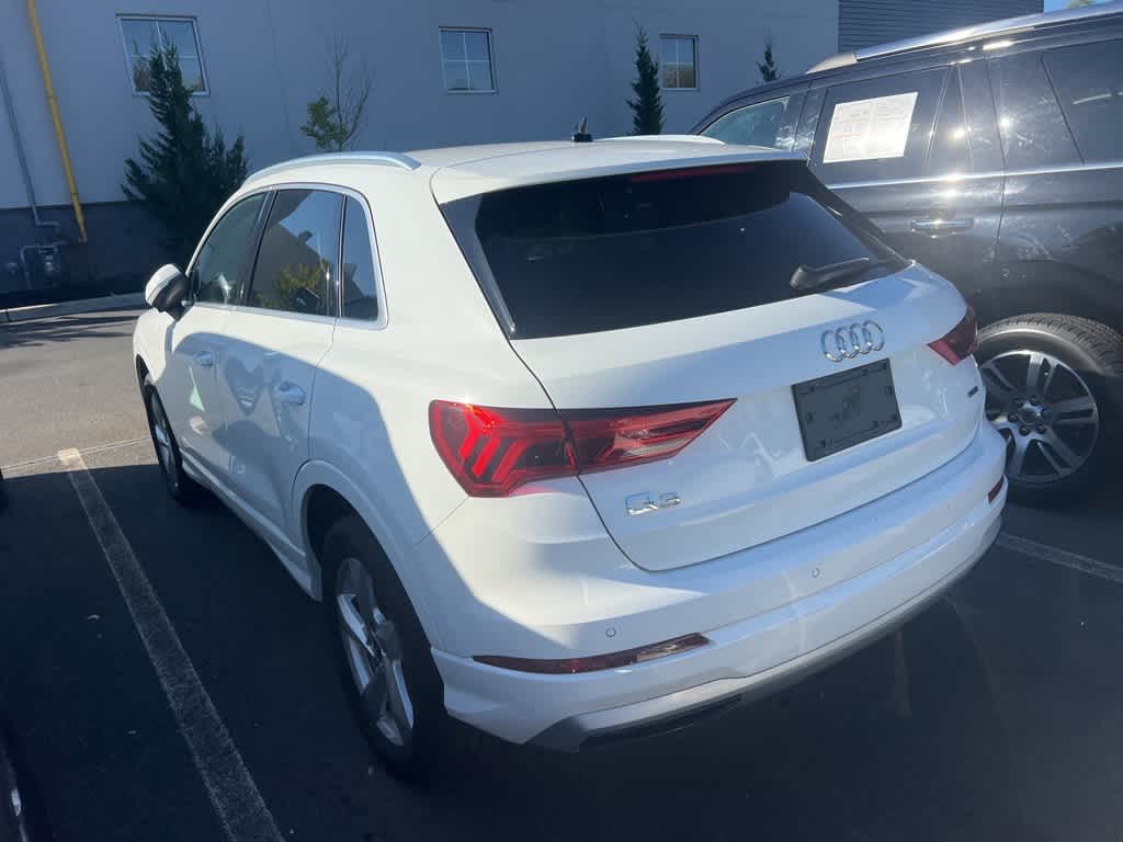 Thumbnail: 2022 Audi Q3 - 8