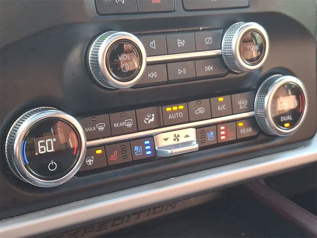 Thumbnail: 2023 Ford Expedition - 25