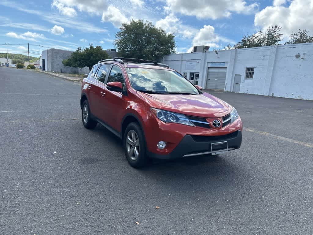 Thumbnail: 2015 Toyota RAV4 - 8