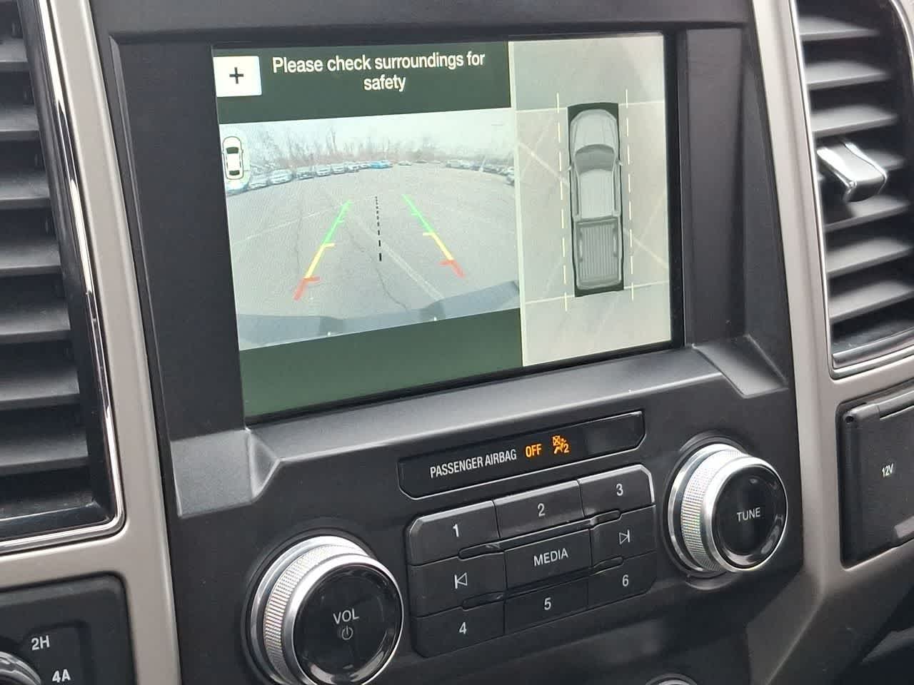 Thumbnail: 2019 Ford F-150 - 21