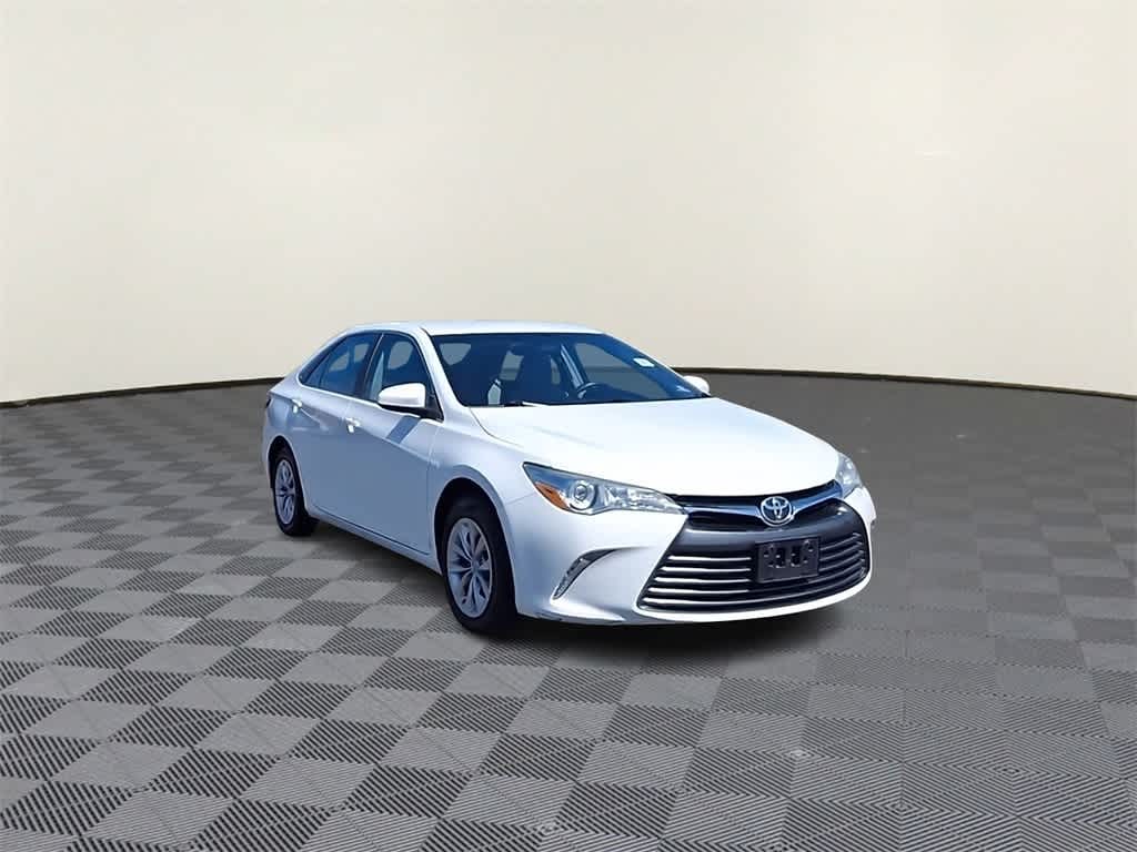 Thumbnail: 2015 Toyota Camry - 2