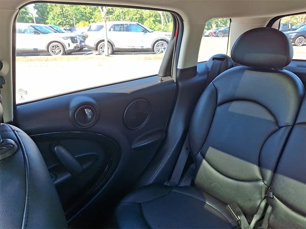 Thumbnail: 2016 MINI Cooper Countryman - 12