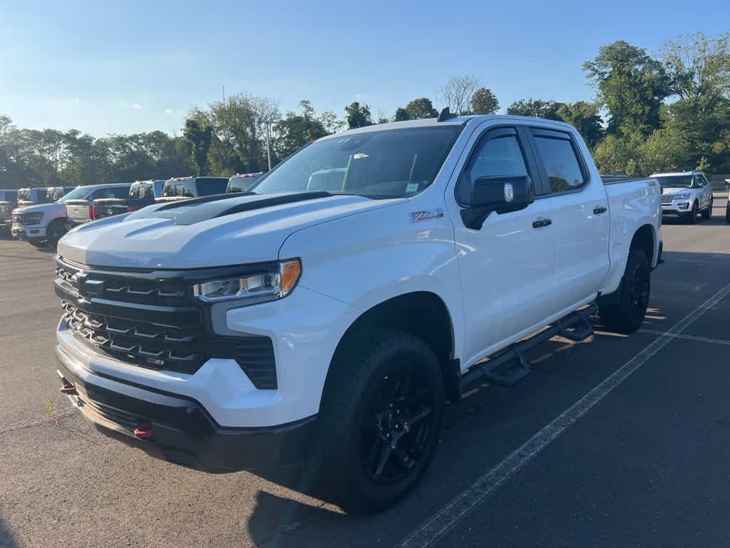 Thumbnail: 2022 Chevrolet Silverado 1500 - 1