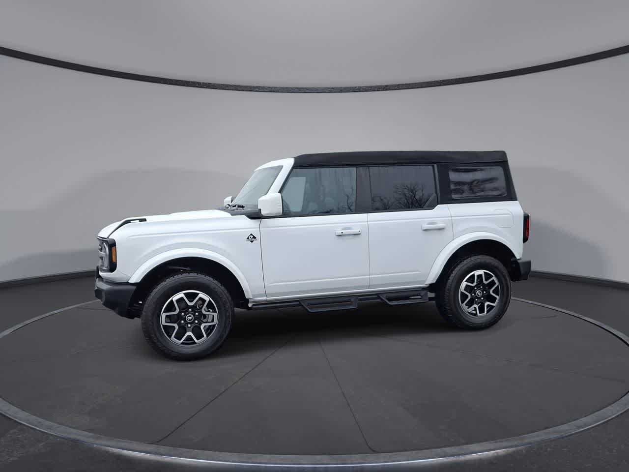 Thumbnail: 2024 Ford Bronco - 4