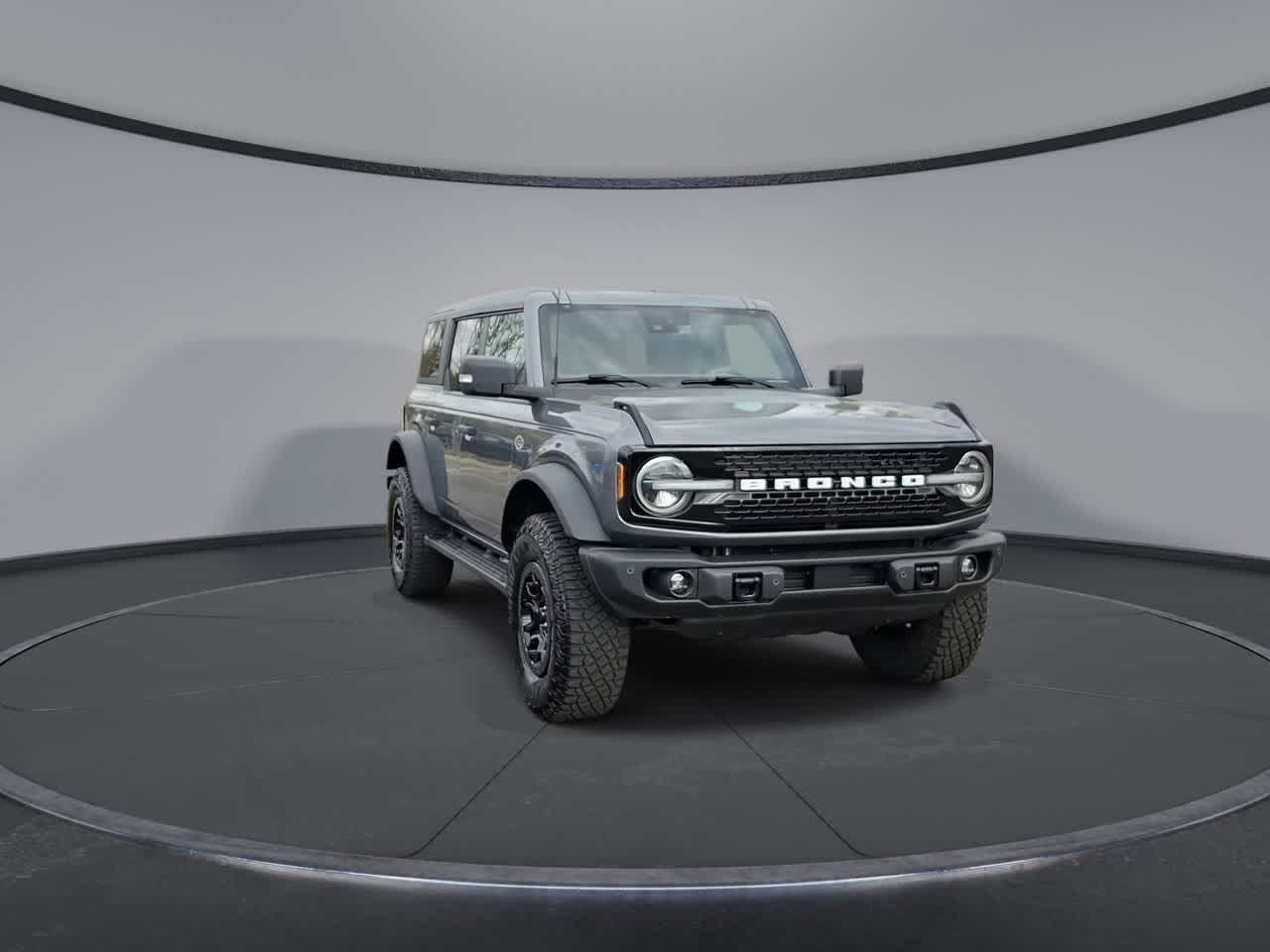 Thumbnail: 2022 Ford Bronco - 2