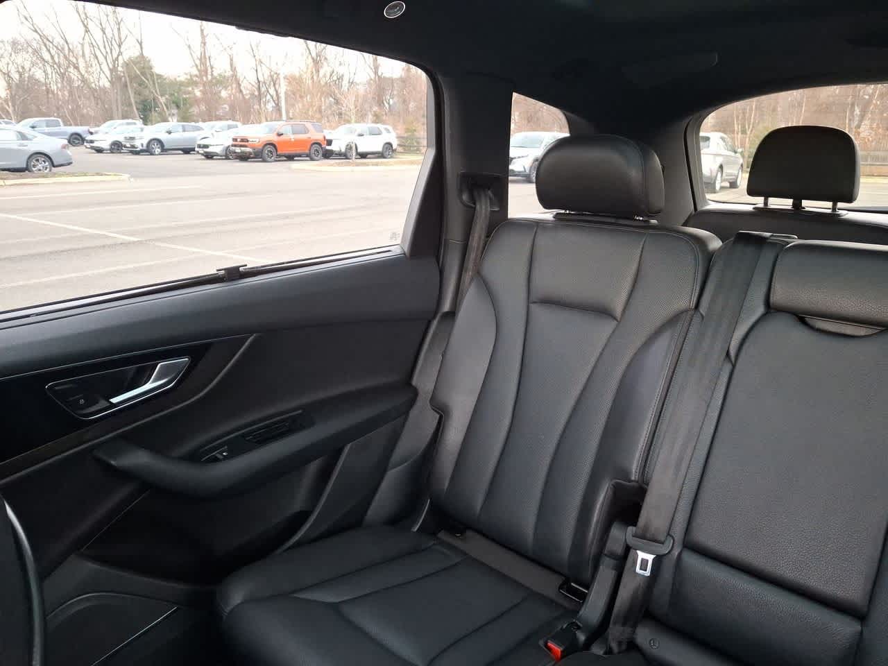 Thumbnail: 2018 Audi Q7 - 12