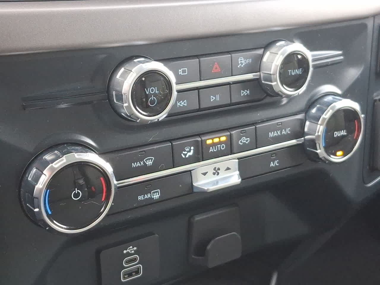 Thumbnail: 2025 Ford F-150 - 25