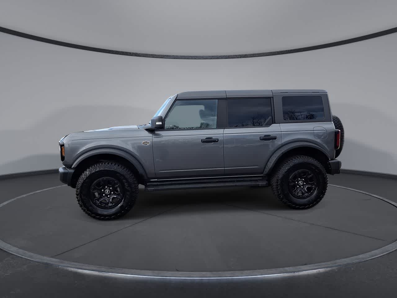 Thumbnail: 2022 Ford Bronco - 4