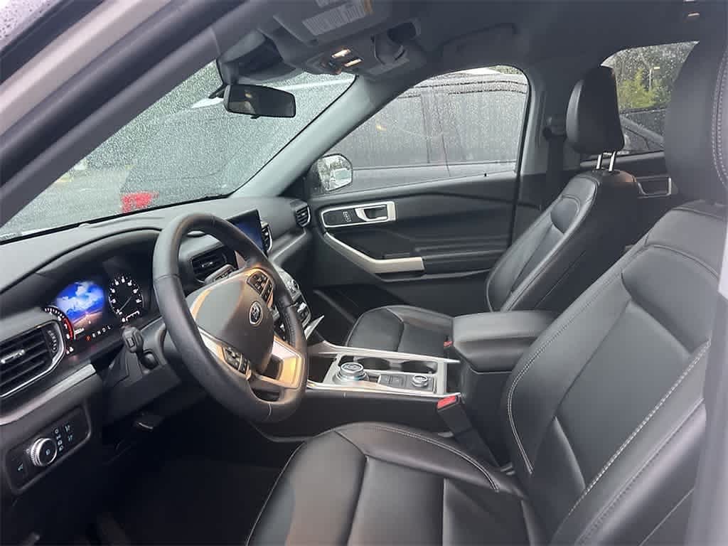 Thumbnail: 2022 Ford Explorer - 15