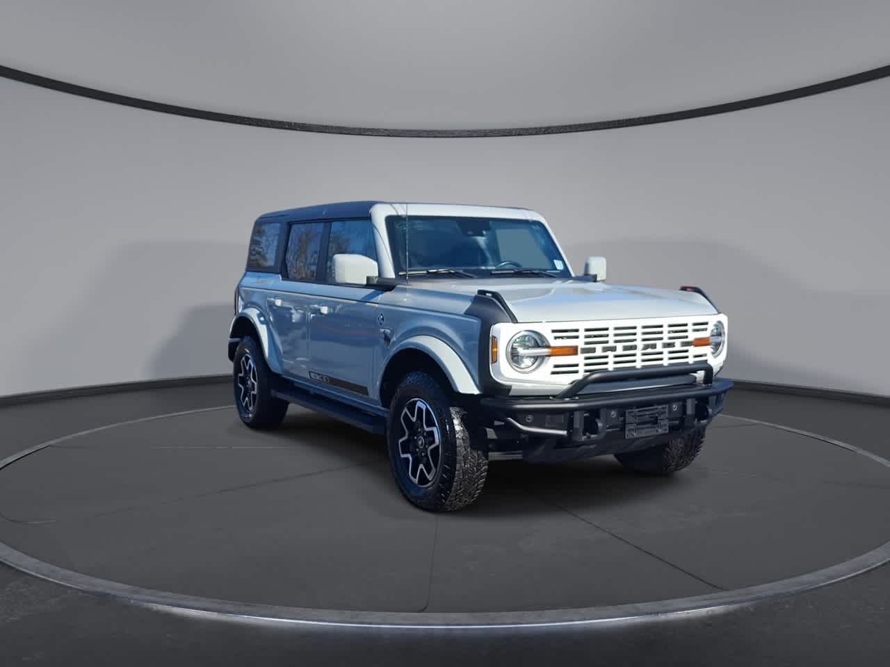 Thumbnail: 2022 Ford Bronco - 2