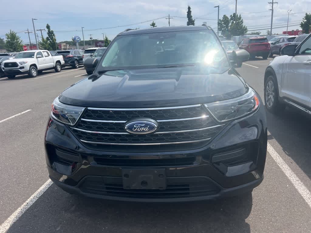 Thumbnail: 2022 Ford Explorer - 2