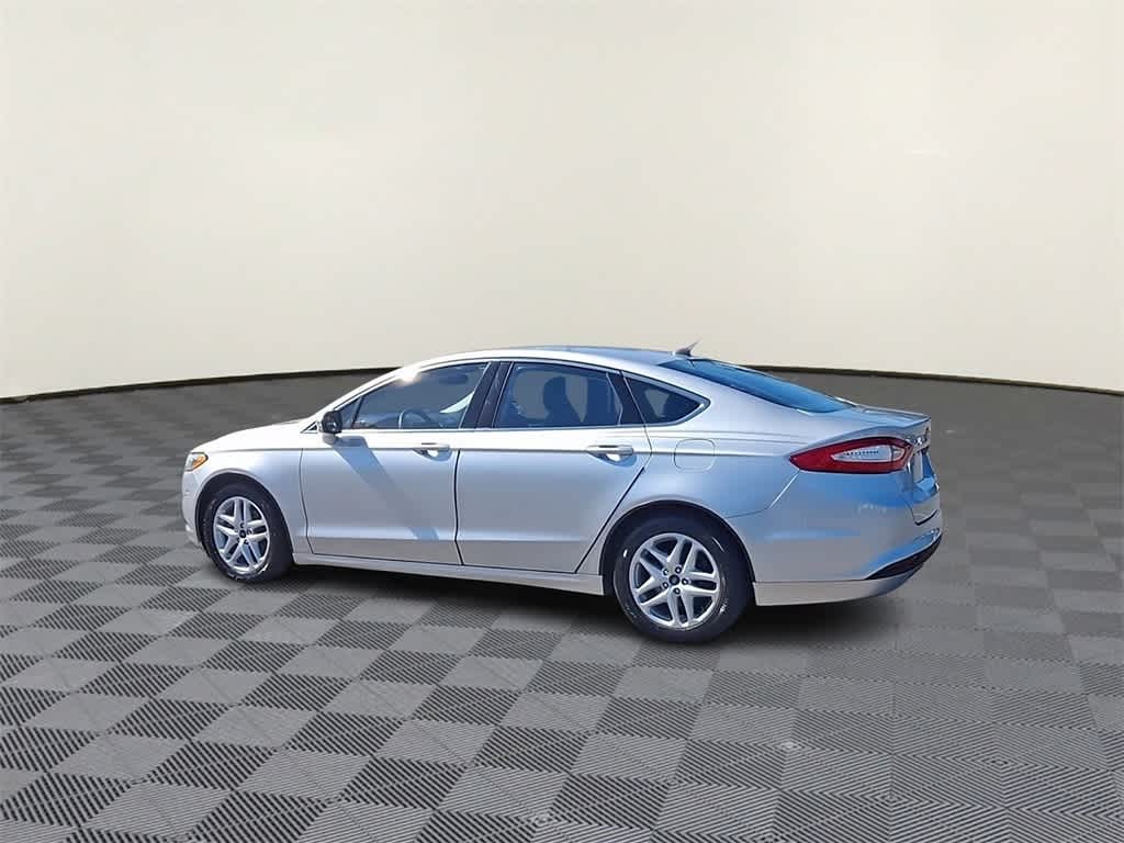 Thumbnail: 2015 Ford Fusion - 6