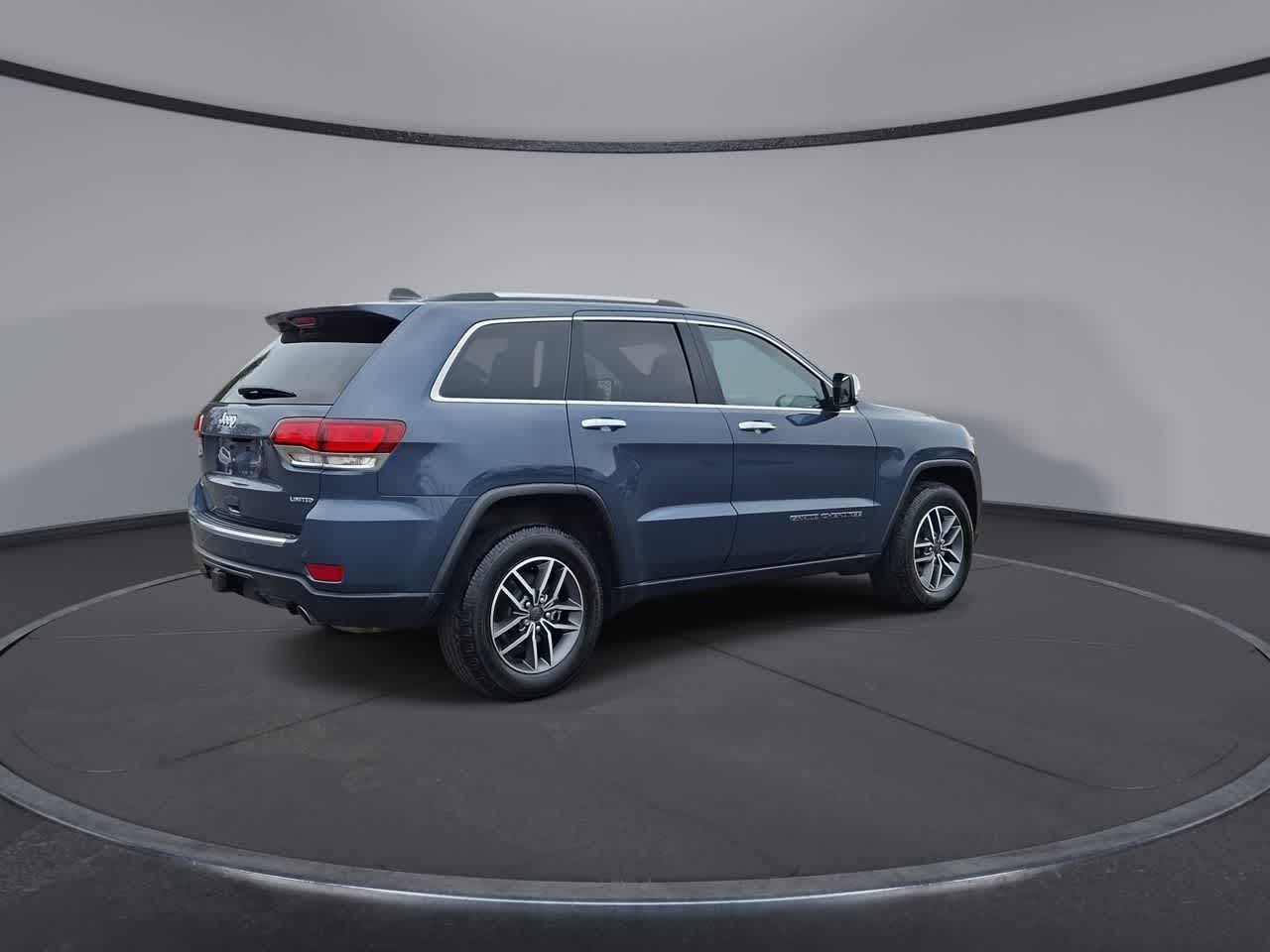 Thumbnail: 2021 Jeep Grand Cherokee - 8