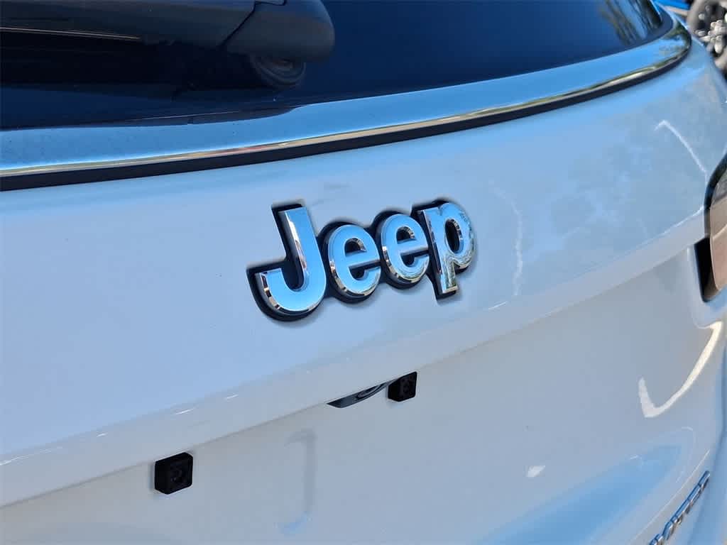 Thumbnail: 2018 Jeep Compass - 28
