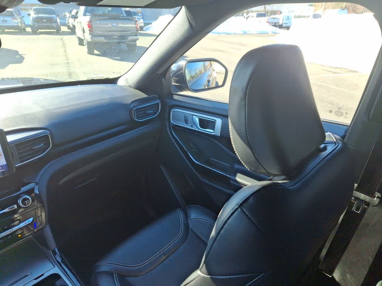 Thumbnail: 2023 Ford Explorer - 11