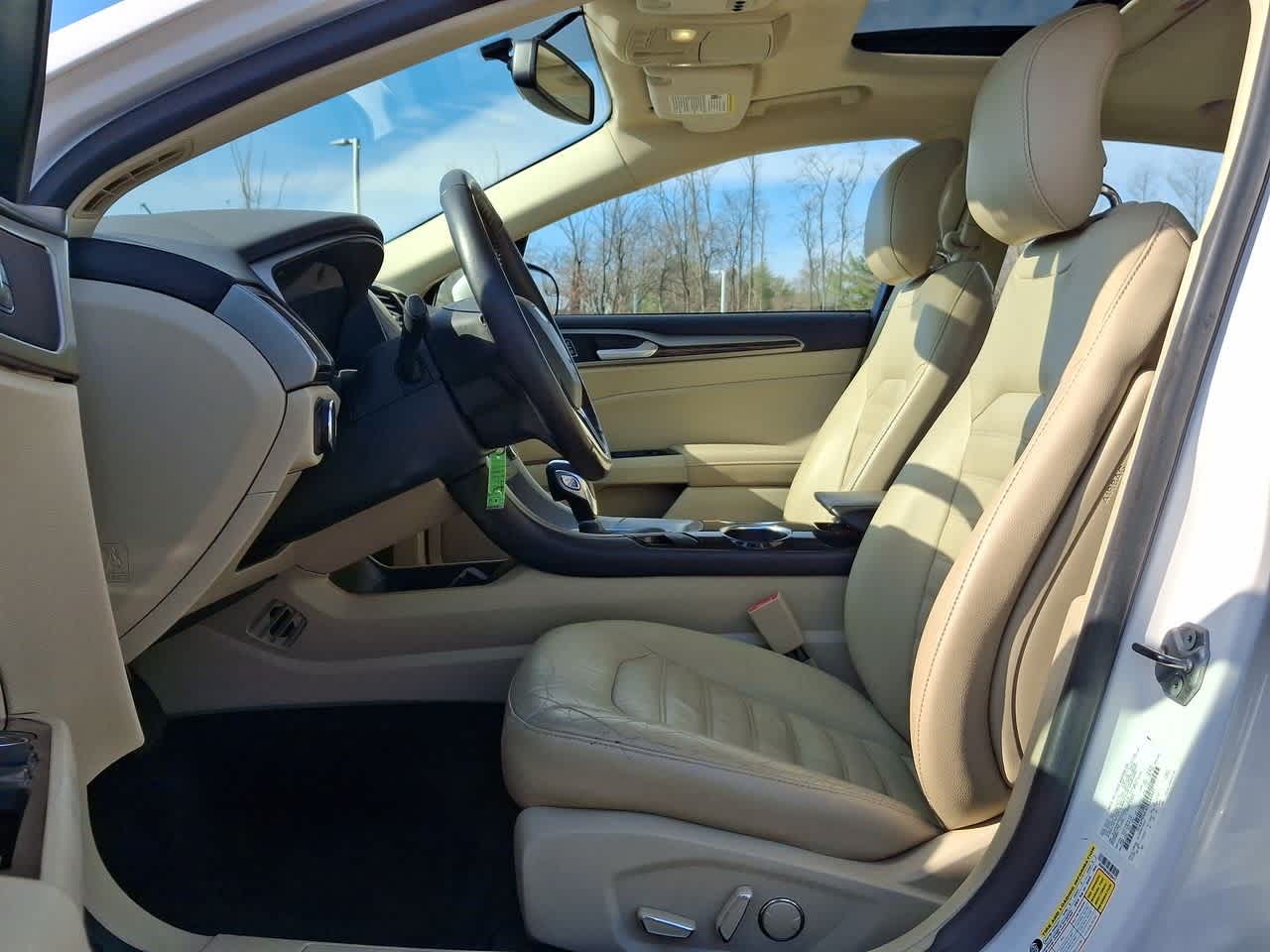 Thumbnail: 2013 Ford Fusion - 17