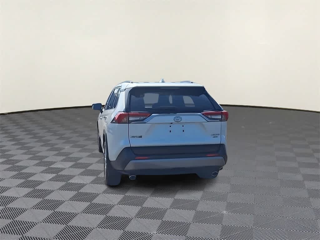 Thumbnail: 2019 Toyota RAV4 - 7