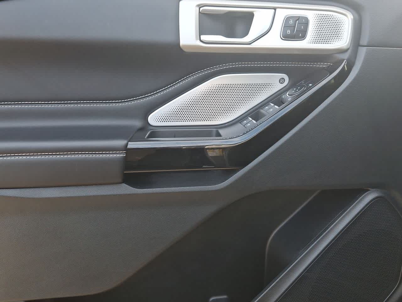 Thumbnail: 2023 Ford Explorer - 16