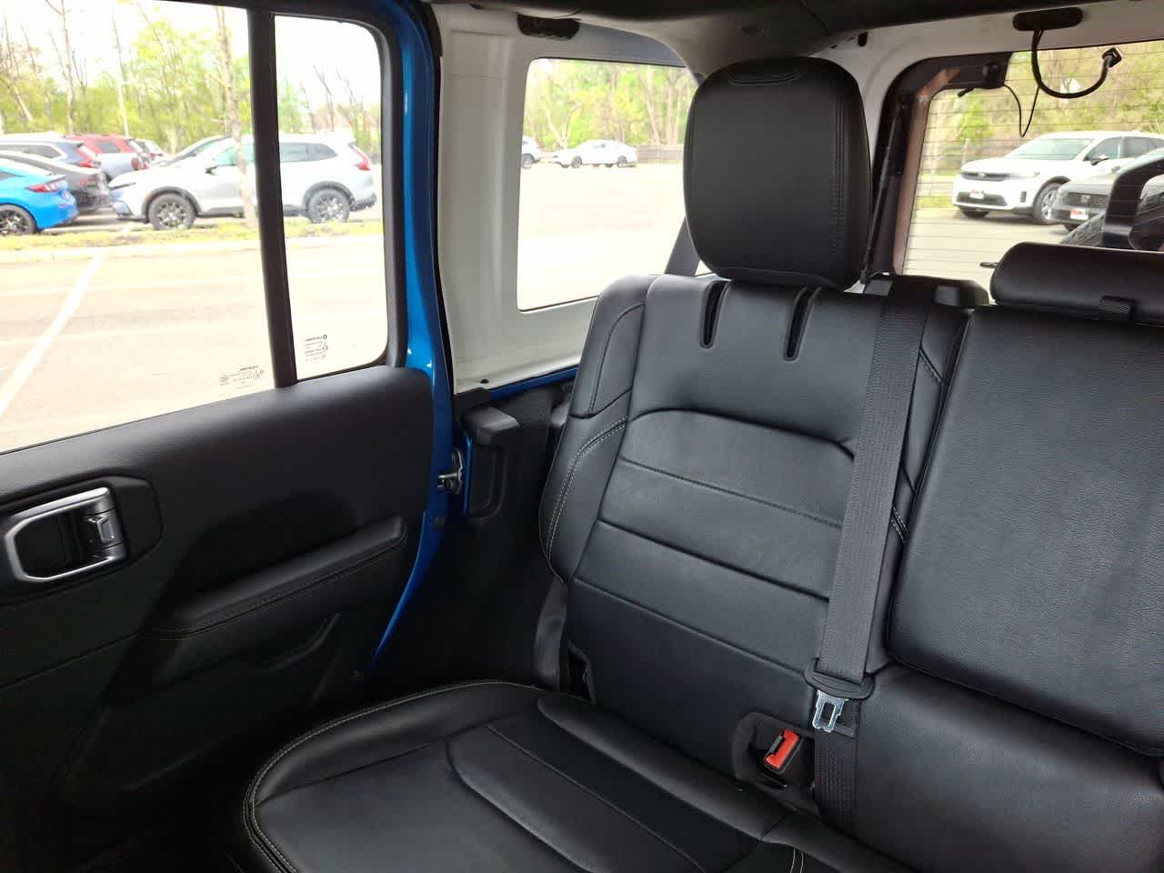 Thumbnail: 2022 Jeep Wrangler - 12