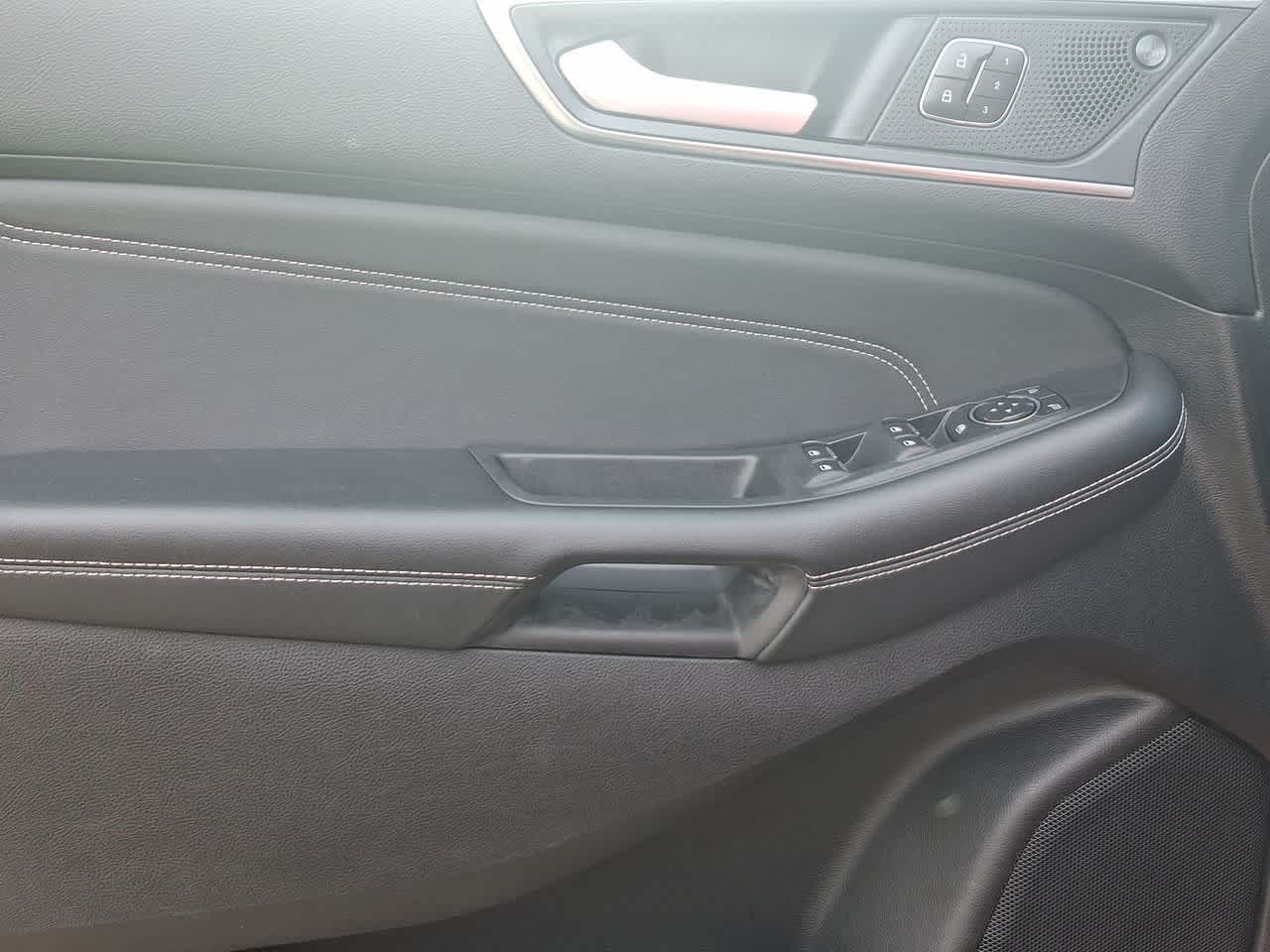 Thumbnail: 2024 Ford Edge - 16