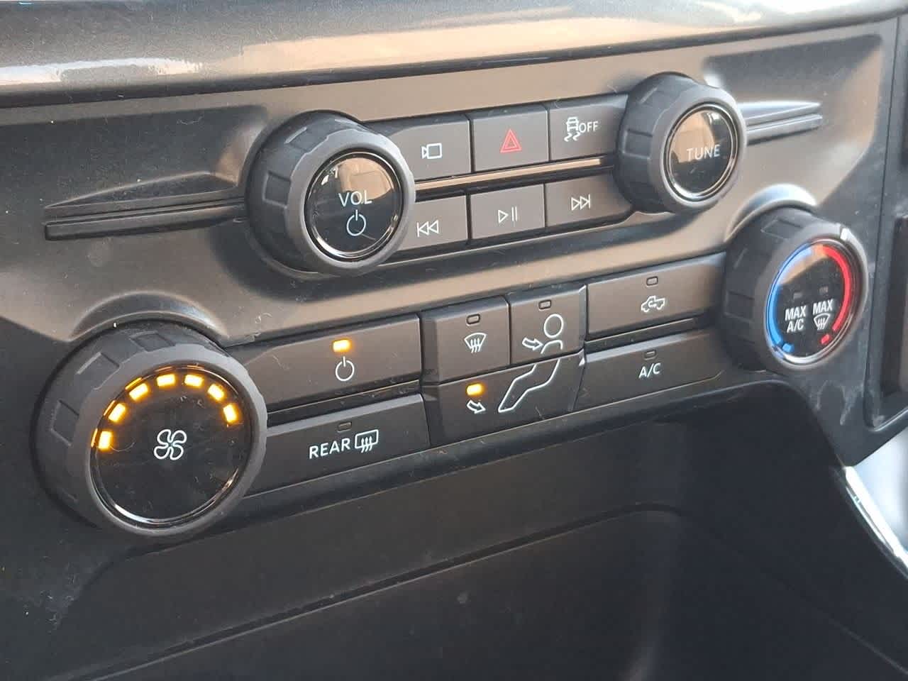 Thumbnail: 2025 Ford F-150 - 25