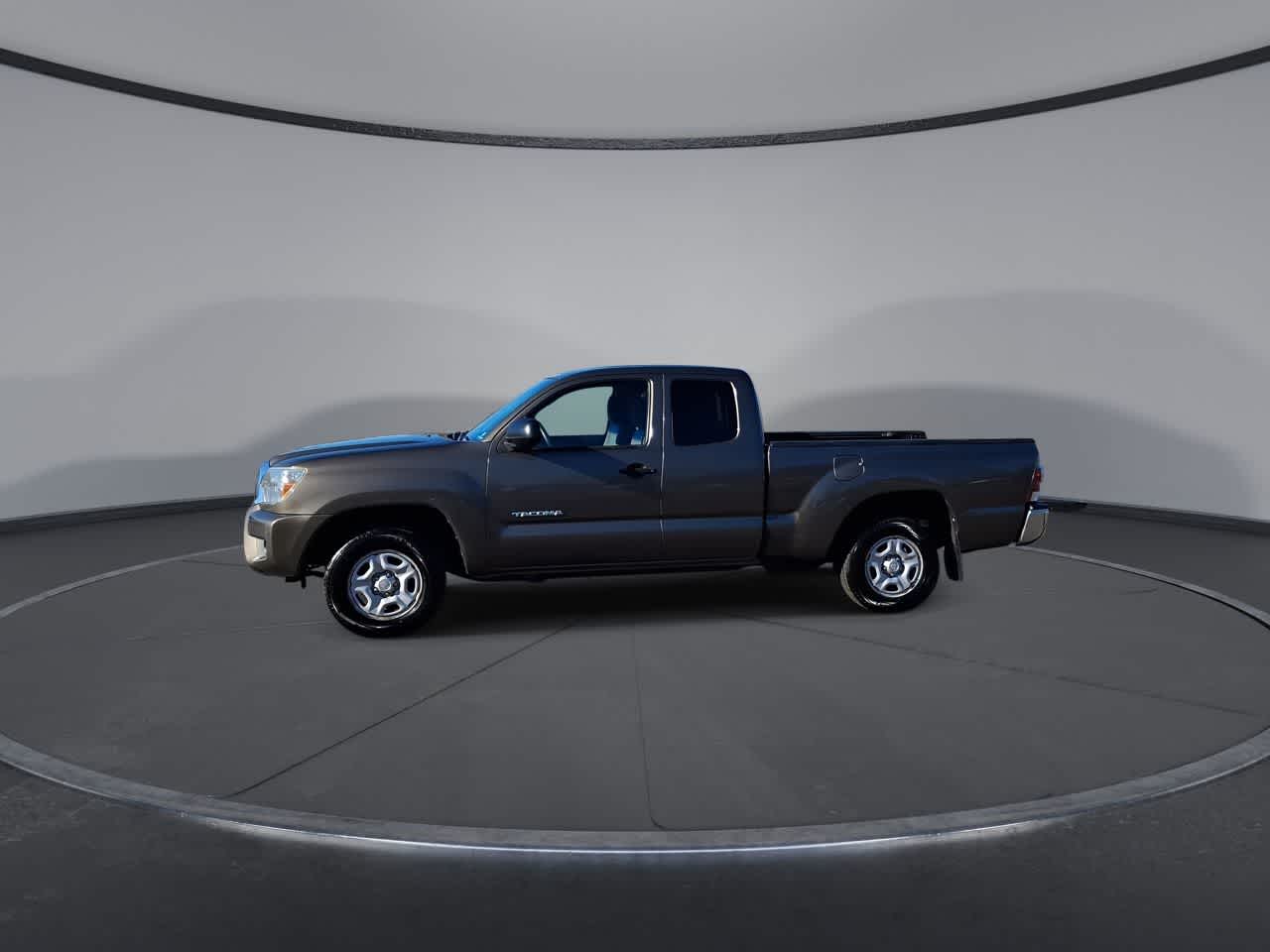Thumbnail: 2013 Toyota Tacoma - 4