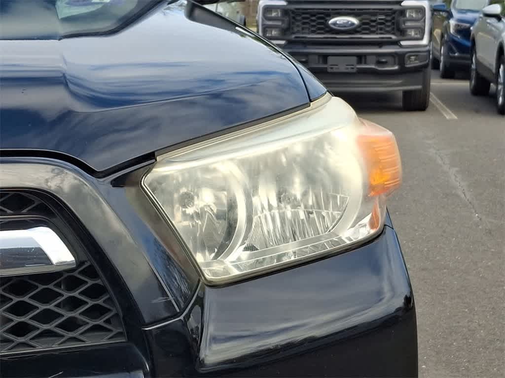 Thumbnail: 2013 Toyota 4Runner - 29