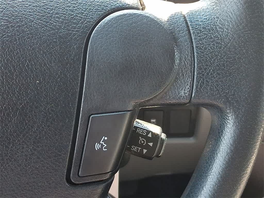 Thumbnail: 2013 Toyota Tundra - 17