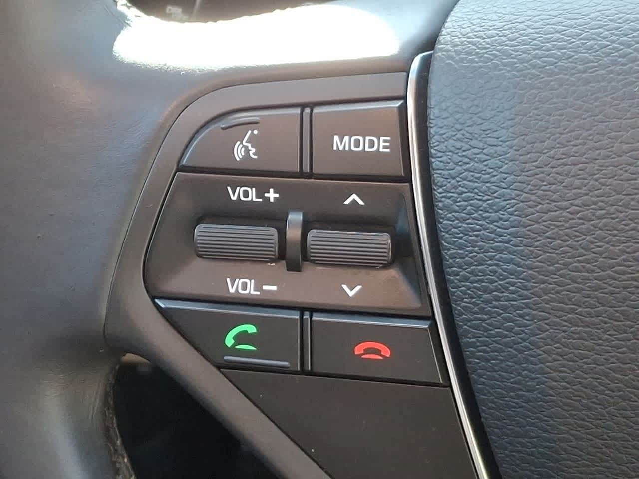 Thumbnail: 2017 Hyundai Sonata - 23