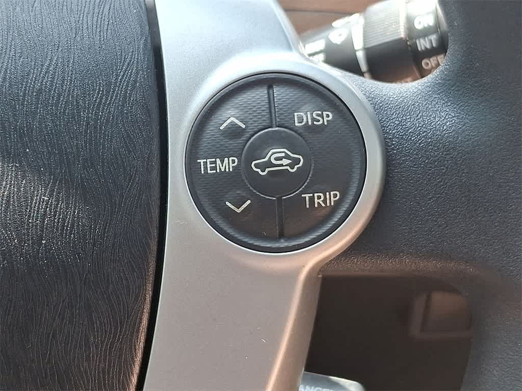 Thumbnail: 2014 Toyota Prius - 18