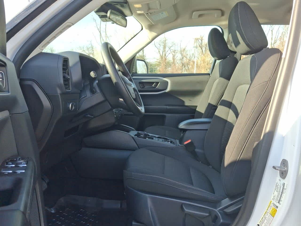 Thumbnail: 2022 Ford Bronco Sport - 17