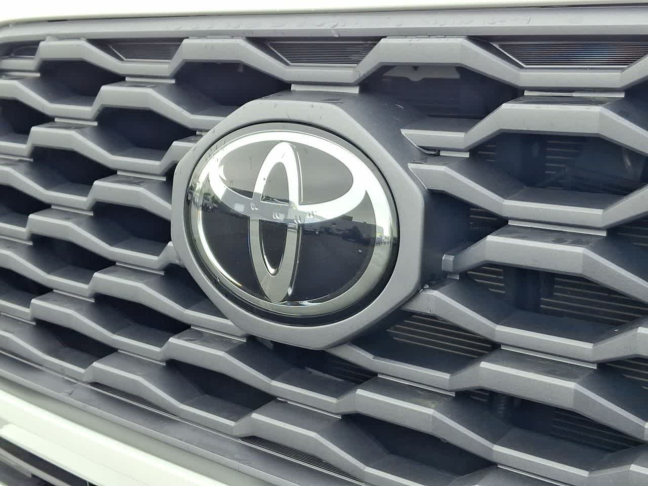 Thumbnail: 2023 Toyota Tacoma - 28