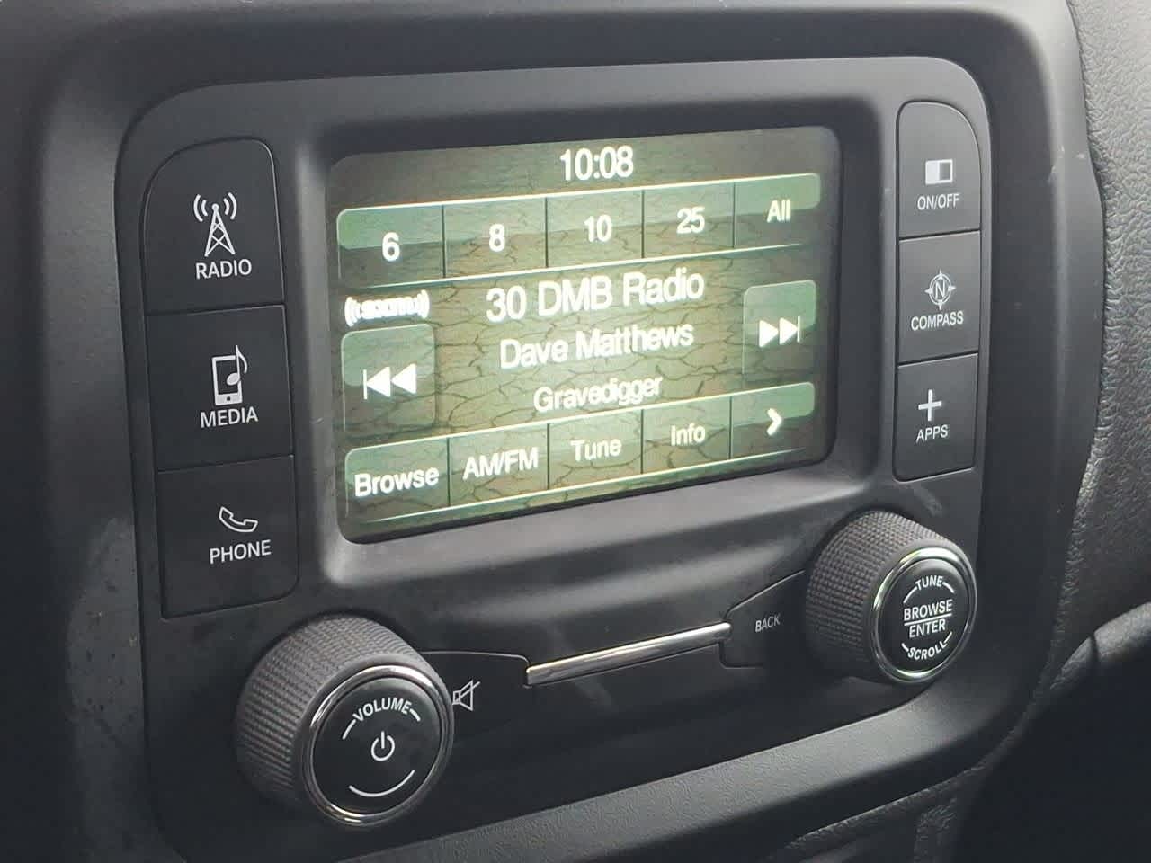 Thumbnail: 2017 Jeep Renegade - 20