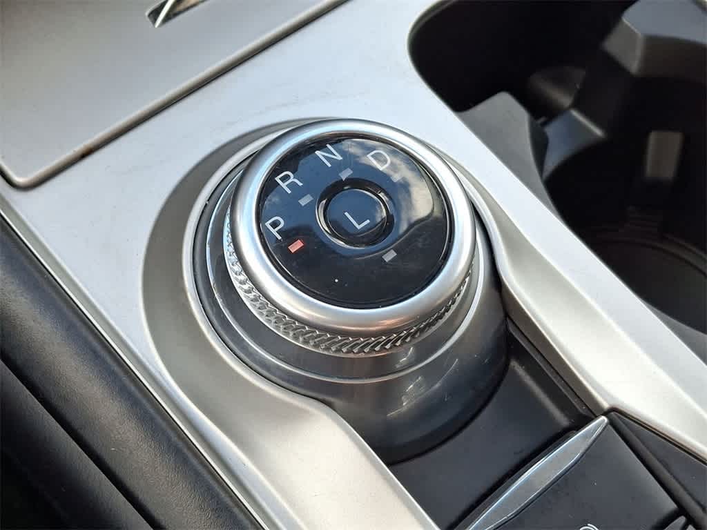 Thumbnail: 2022 Ford Explorer - 18