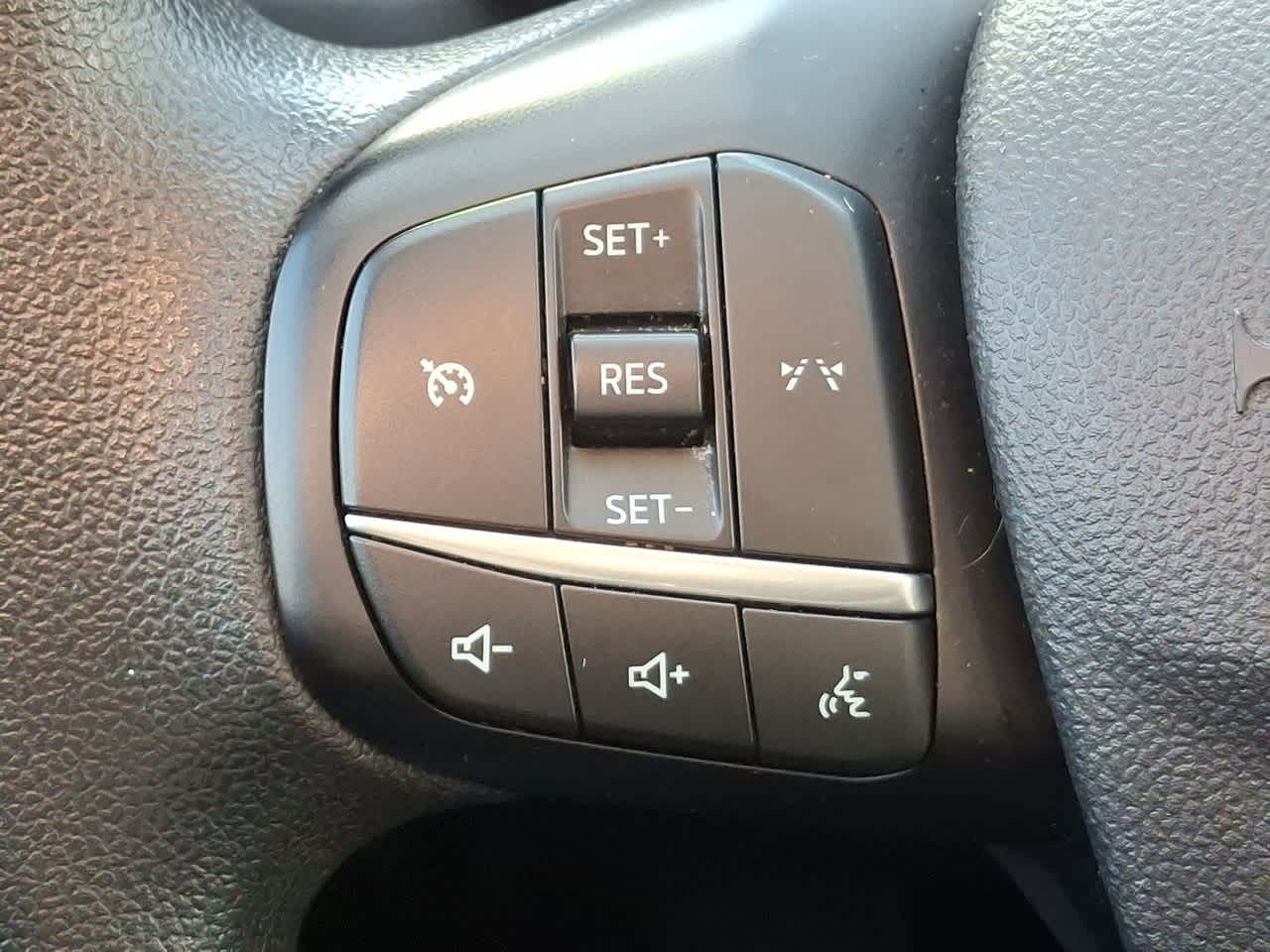 Thumbnail: 2025 Ford Escape - 23