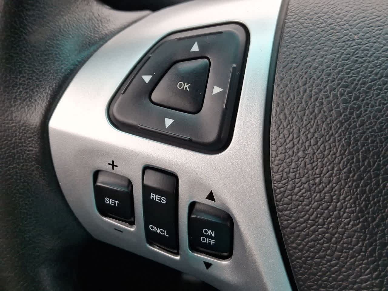 Thumbnail: 2015 Ford Explorer - 23