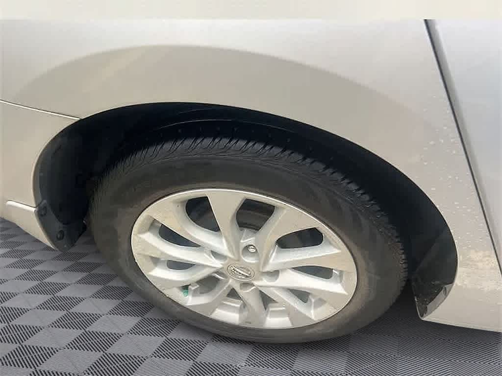 Thumbnail: 2019 Nissan Sentra - 5