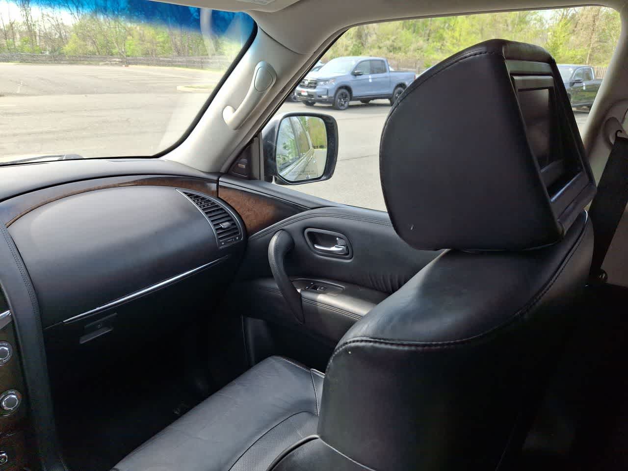 Thumbnail: 2014 INFINITI QX80 - 11