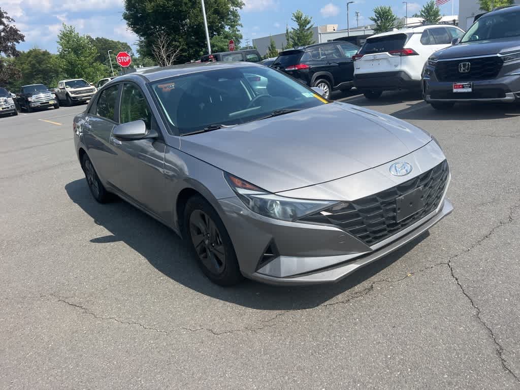 Thumbnail: 2023 Hyundai Elantra - 3