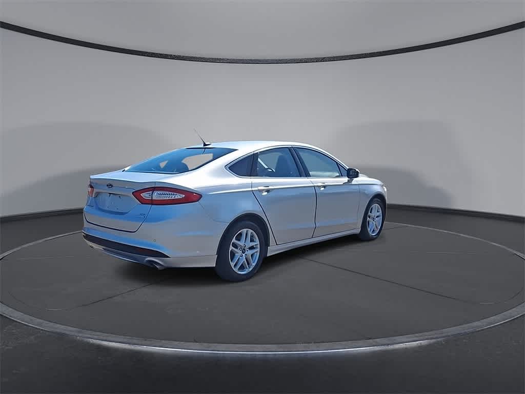 Thumbnail: 2015 Ford Fusion - 8