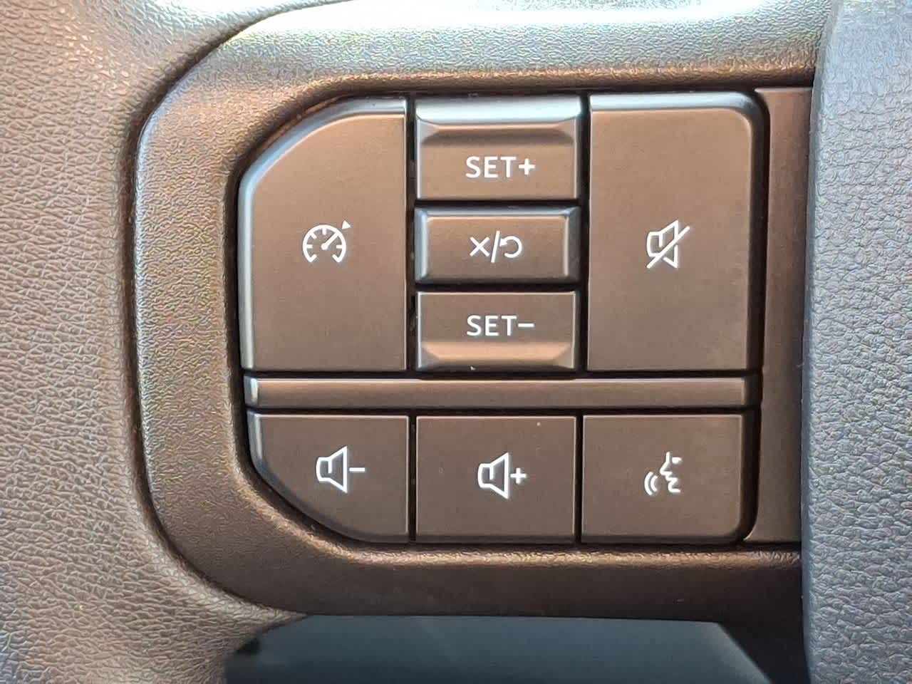 Thumbnail: 2025 Ford F-250 - 23