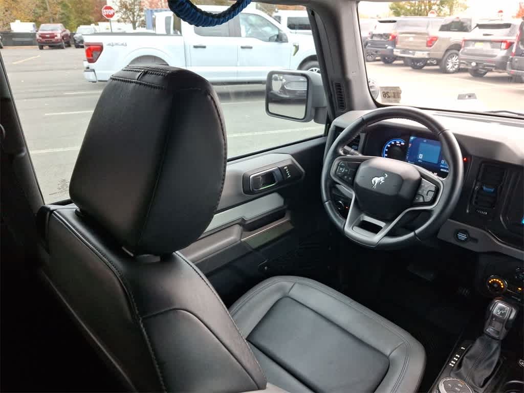 Thumbnail: 2021 Ford Bronco - 15