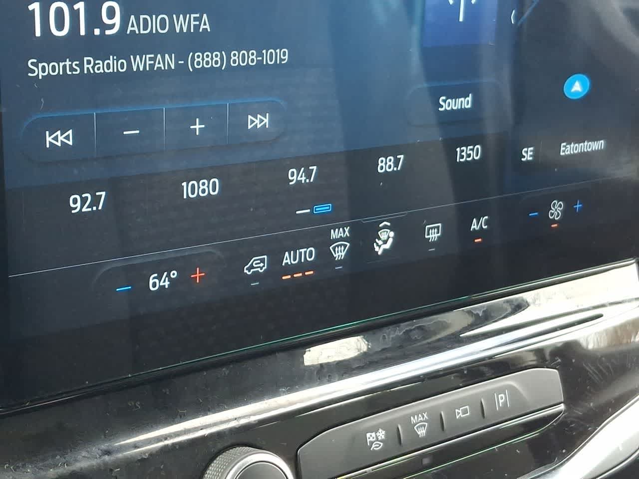 Thumbnail: 2023 Ford Econoline - 25