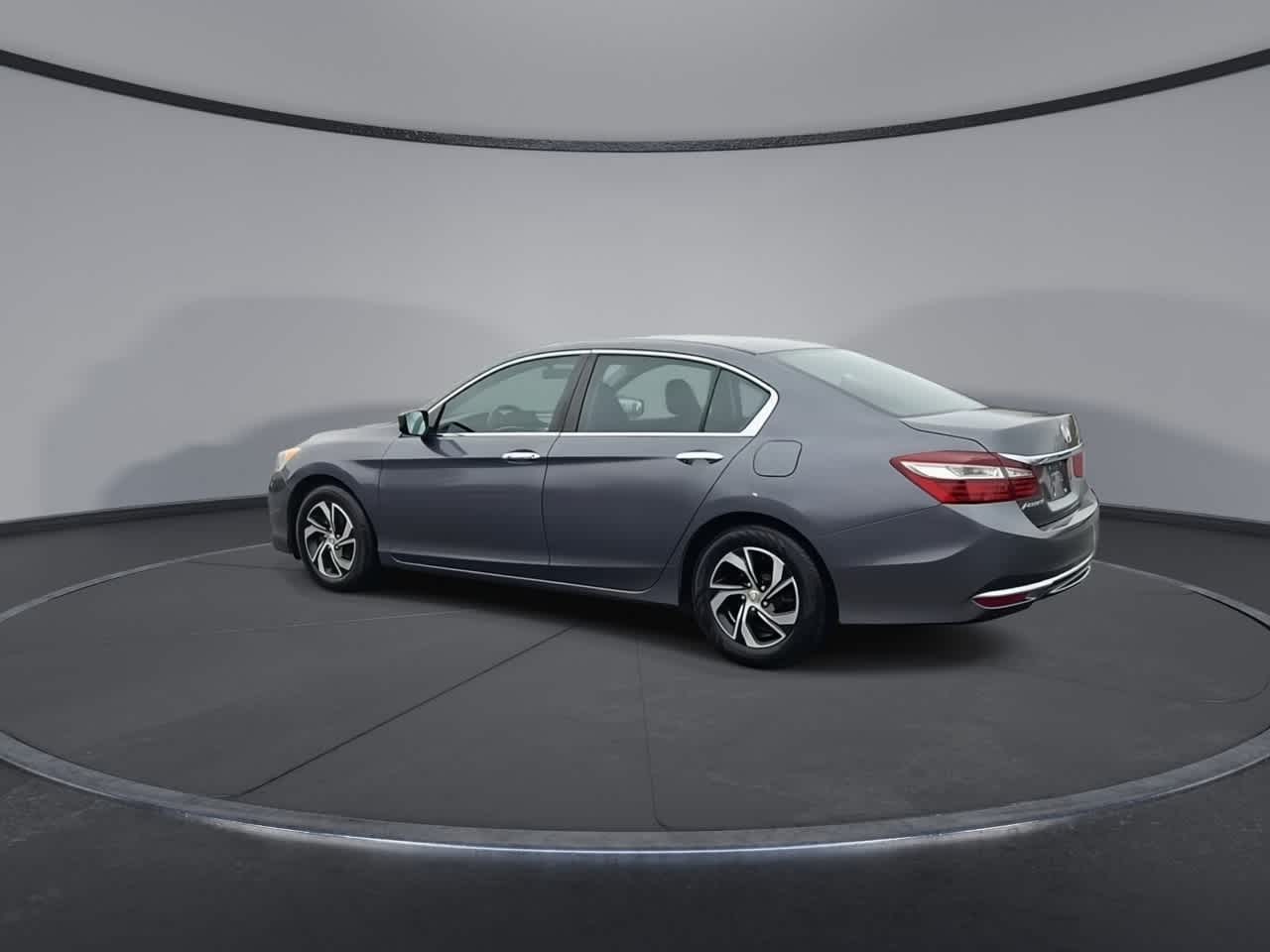 Thumbnail: 2016 Honda Accord - 6