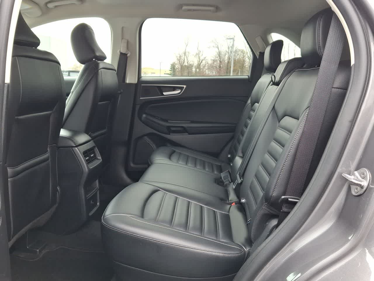 Thumbnail: 2024 Ford Edge - 26