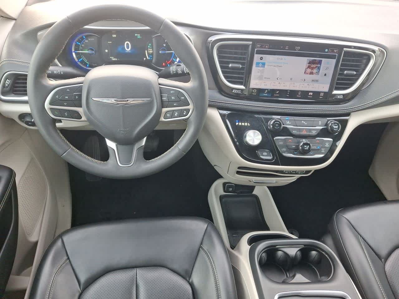 Thumbnail: 2024 Chrysler Pacifica - 27