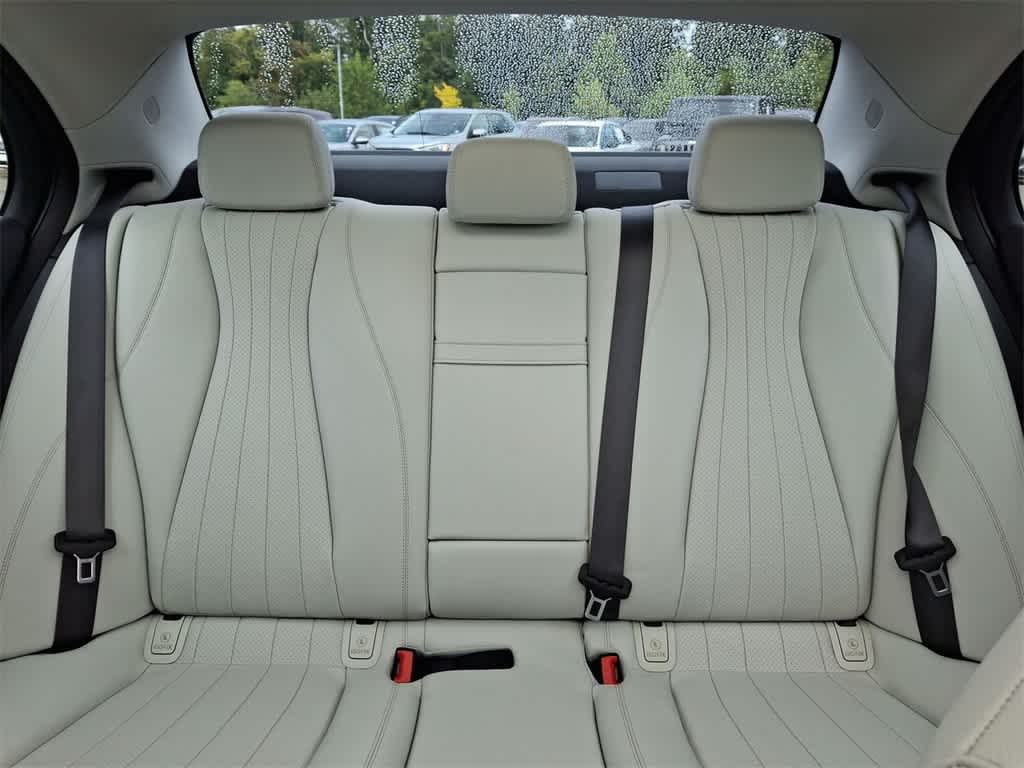 Thumbnail: 2022 Mercedes-Benz E-Class - 13