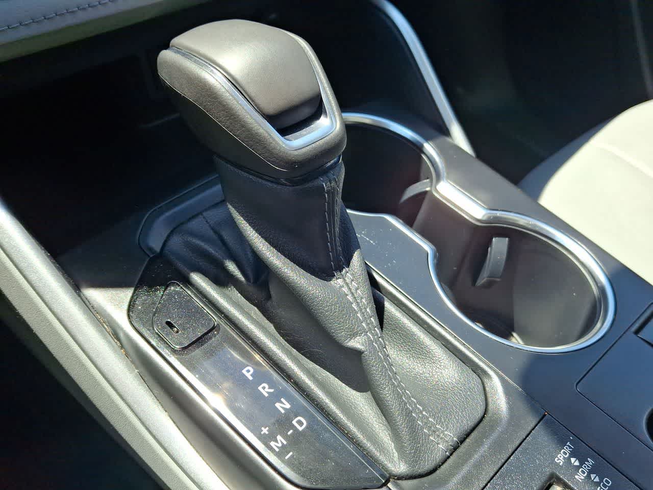 Thumbnail: 2023 Toyota Highlander - 18