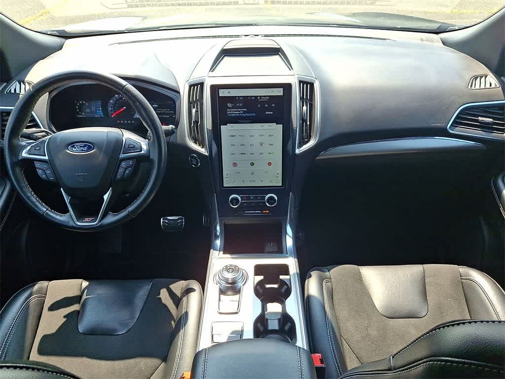 Thumbnail: 2023 Ford Edge - 10