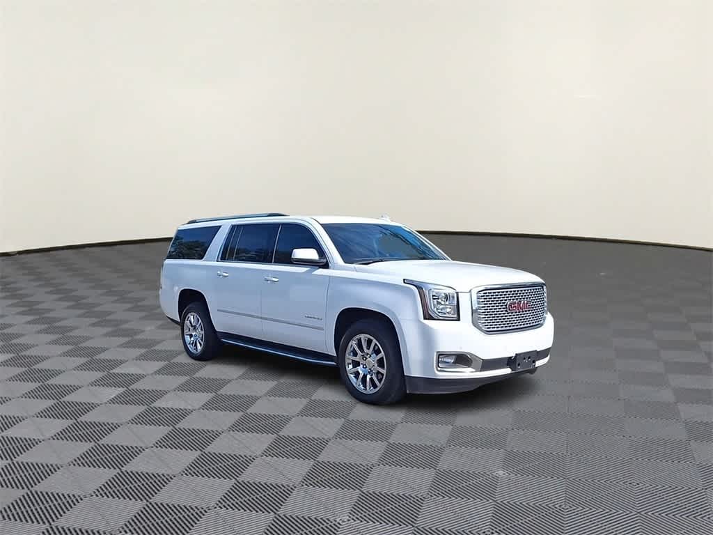 Thumbnail: 2017 GMC Yukon XL - 2